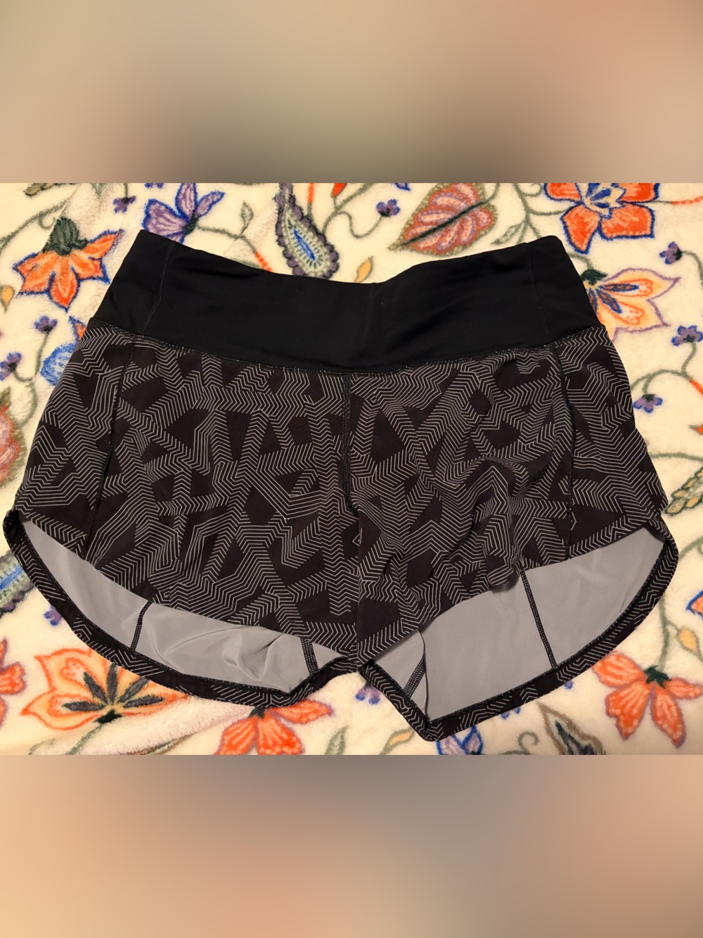 Lululemon speed up shorts